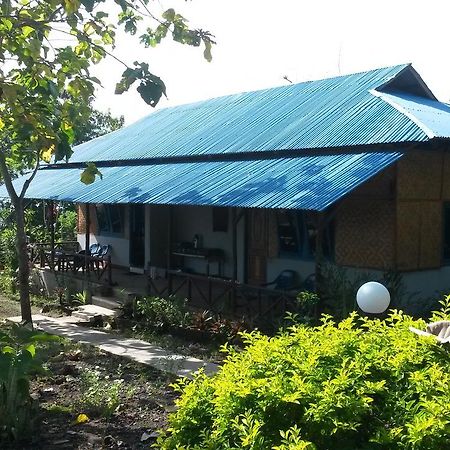 Leko Lembo Guesthouse Keli Екстериор снимка
