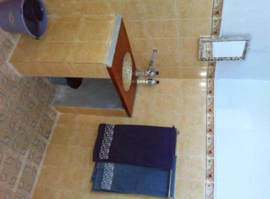 Leko Lembo Guesthouse Keli Екстериор снимка